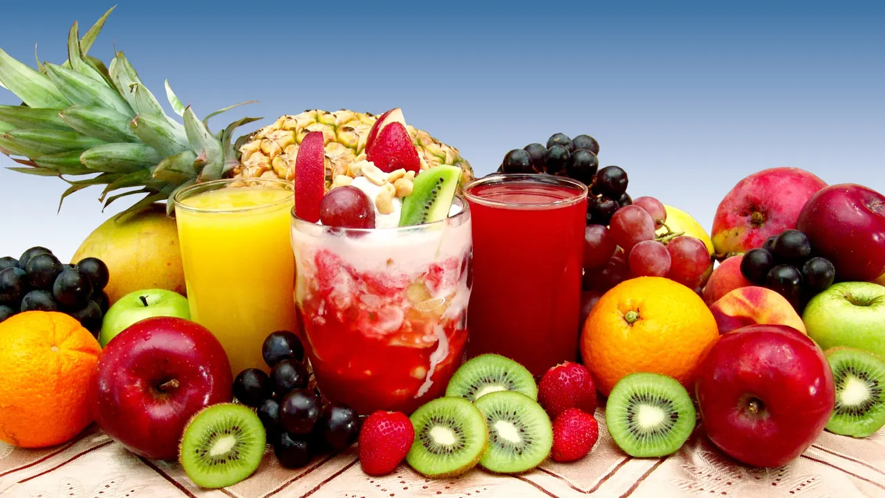 Skin Whitening Juice: The Beauty Drink Trend in 2025 3 OEM and ODM Strategies for Skin Whitening Juice in 2025