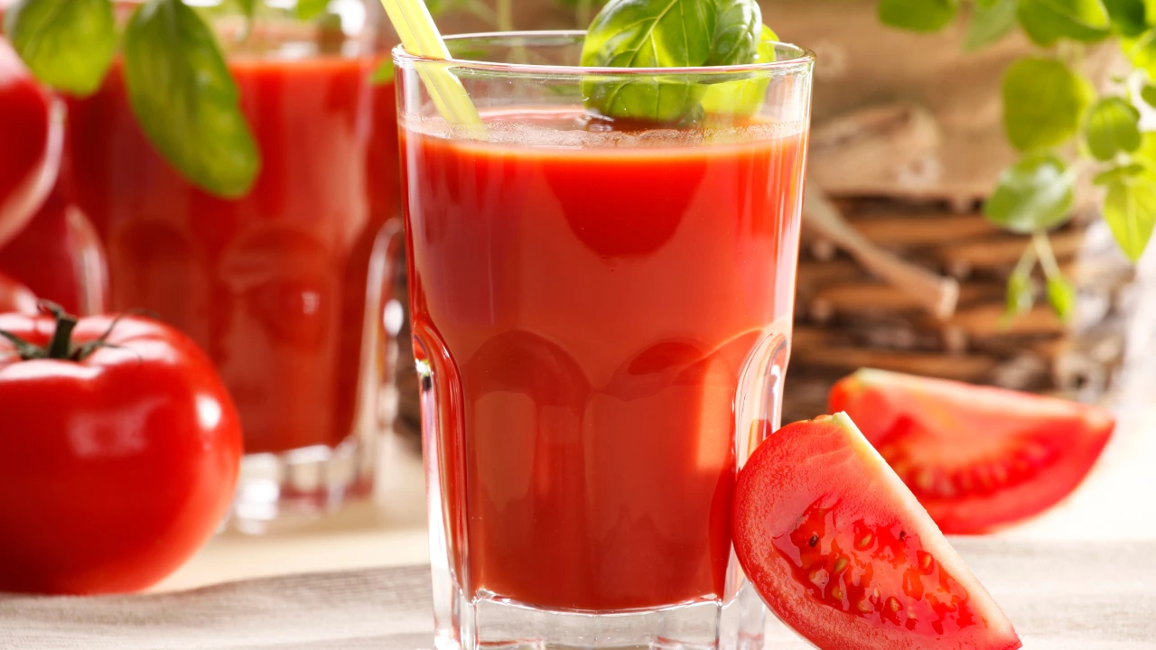 OEM & ODM Tomato Juice: A Profitable Business Choice 2025 1 Private Label Tomato Juice.