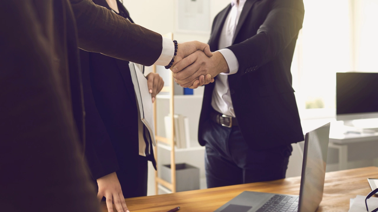 Beet Juice OEM & ODM – Customize Your Unique Brand with Confidence! 2025 4 Work with an OEM & ODM Provider.