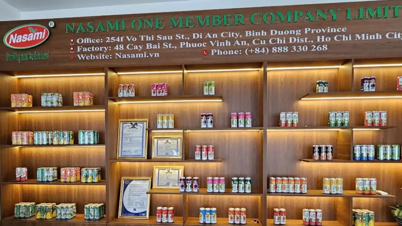 Premium Peach Juice Wholesale – The Perfect Choice for B2B & Distributors 4 peach-juice-nasami-4.